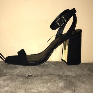 Express Black Faux Suede Block Heeled Sandals 5736